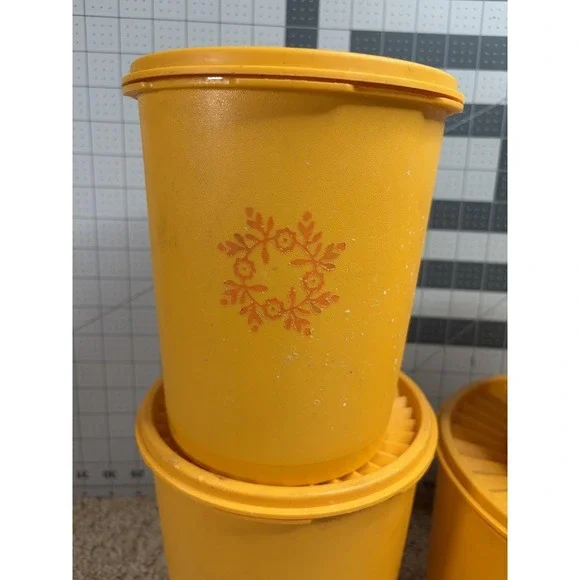 Vintage Tupperware Servalier Gold With Orange Floral Canister Set with Lids - Picture 2 of 12